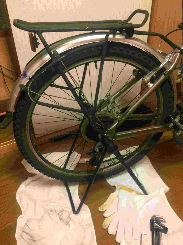 部屋に持ち込んで不良箇所の変速を直します