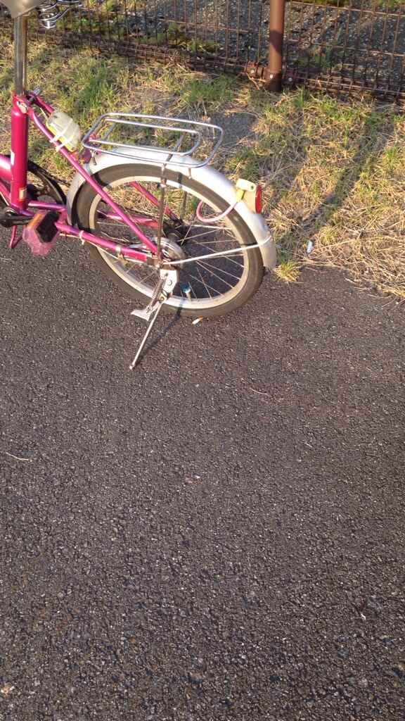パンクした自転車